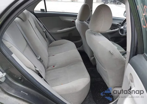 2011 Toyota Corolla Le z USA, uszkodzony, nr VIN 2T1BU4EE9BC640905